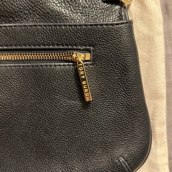 Tory Burch Clutch/Crossbody - Picture 3 of 9